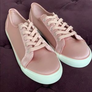 New pink stain low top sneakers